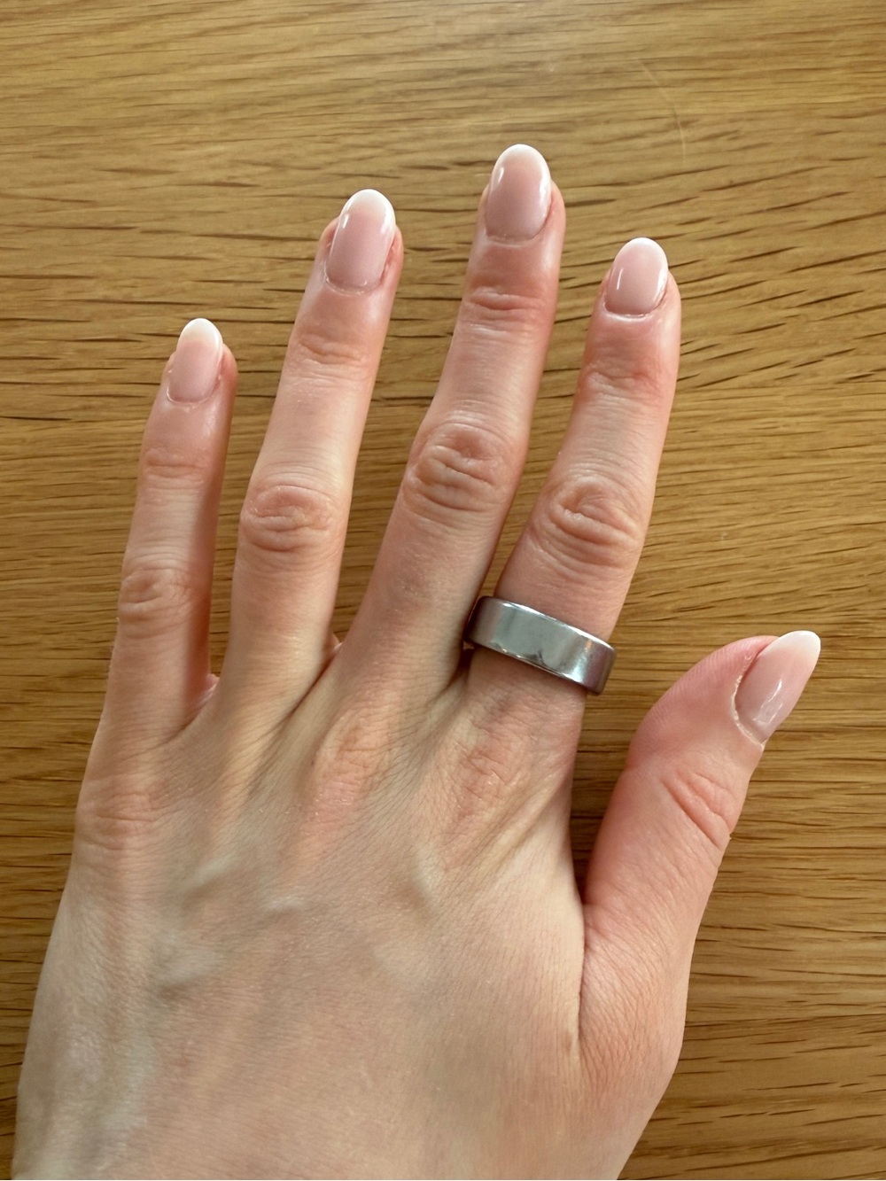 Oura Ring 4- Silver Size 8
